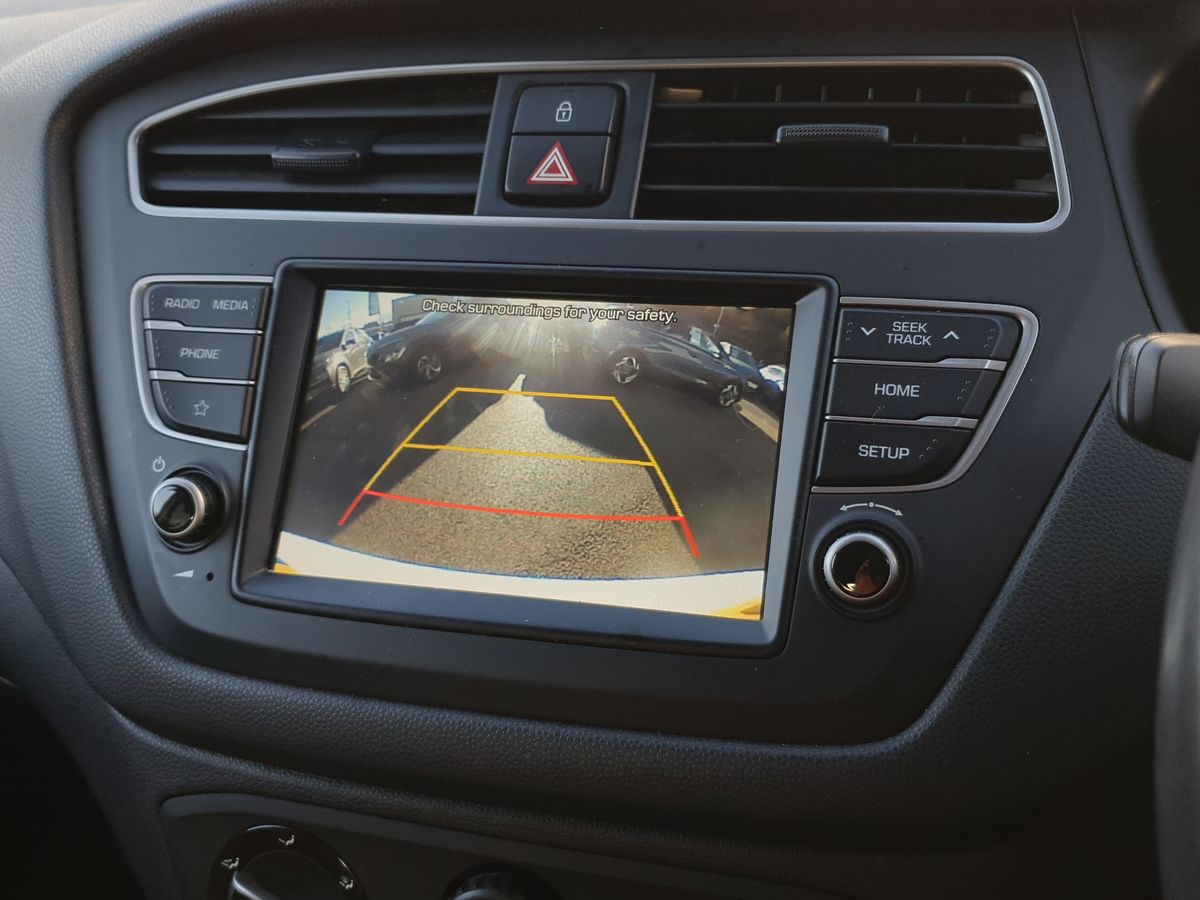 Used Hyundai i20 2019 for sale - 76540015: Photo 20