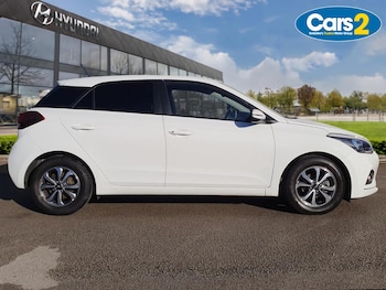 Used Hyundai i20 2019 for sale - 76540015: Photo