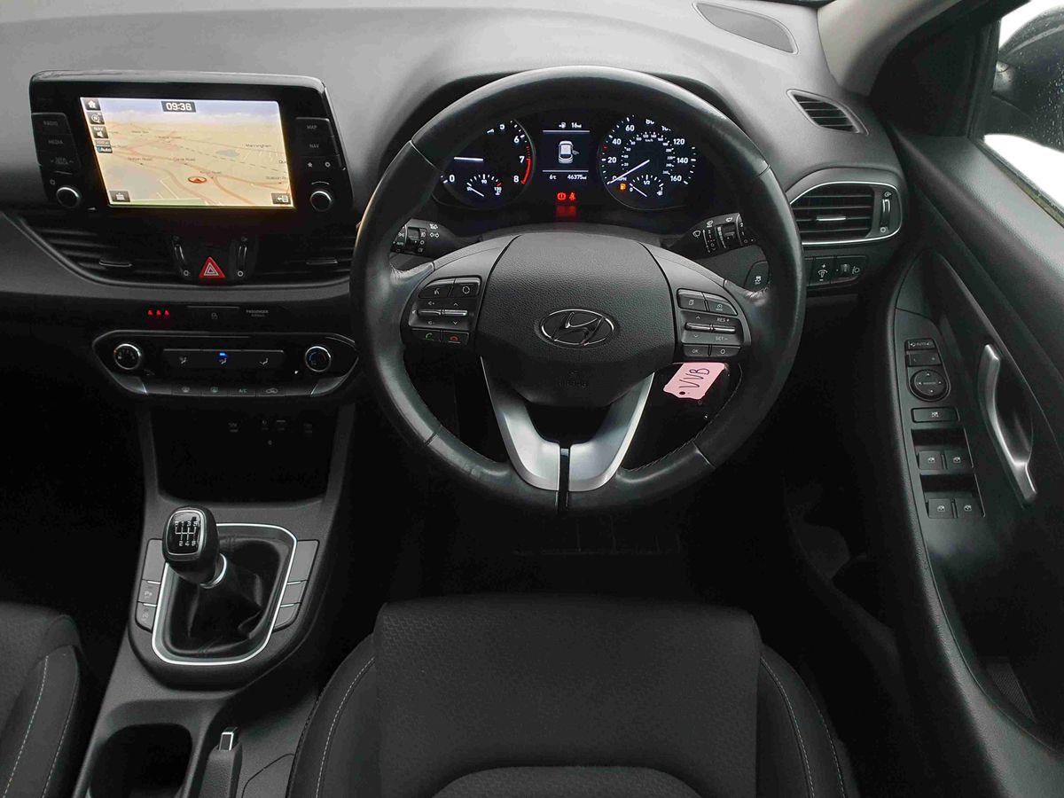 Used Hyundai i30 2018 for sale - 76971513: Photo 12