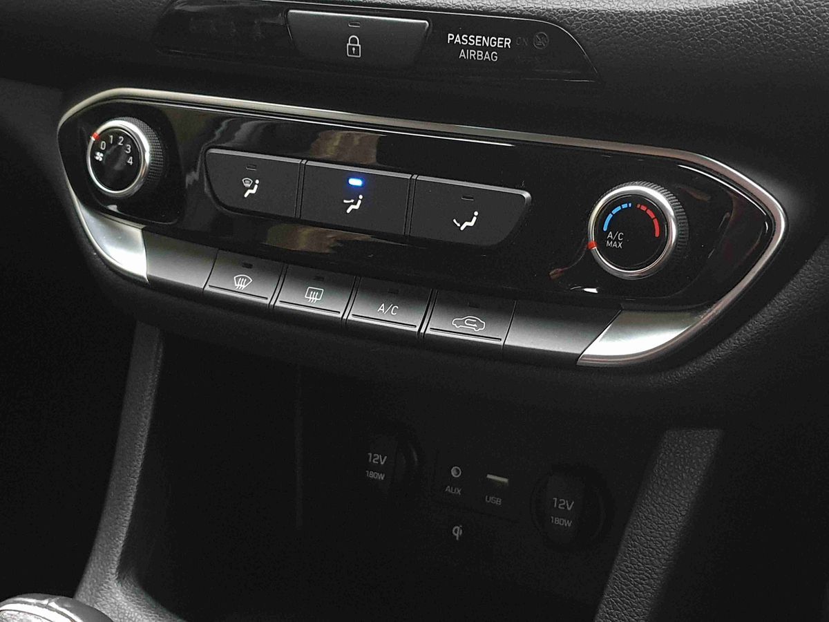 Used Hyundai i30 2018 for sale - 76971513: Photo 21