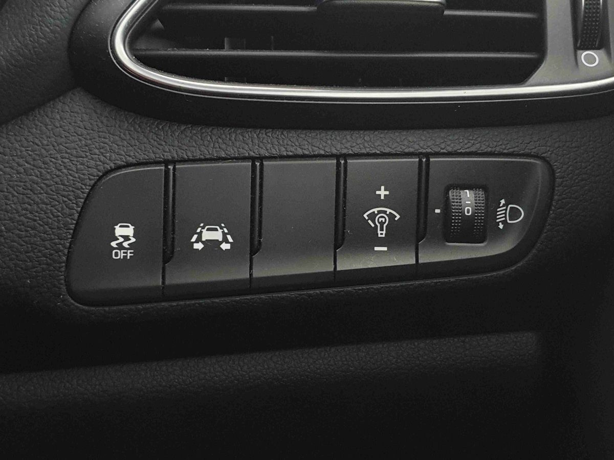 Used Hyundai i30 2018 for sale - 76971513: Photo 25