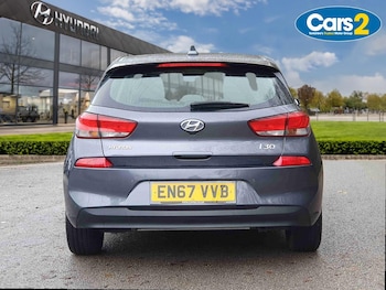 Used Hyundai i30 2018 for sale - 76971513: Photo