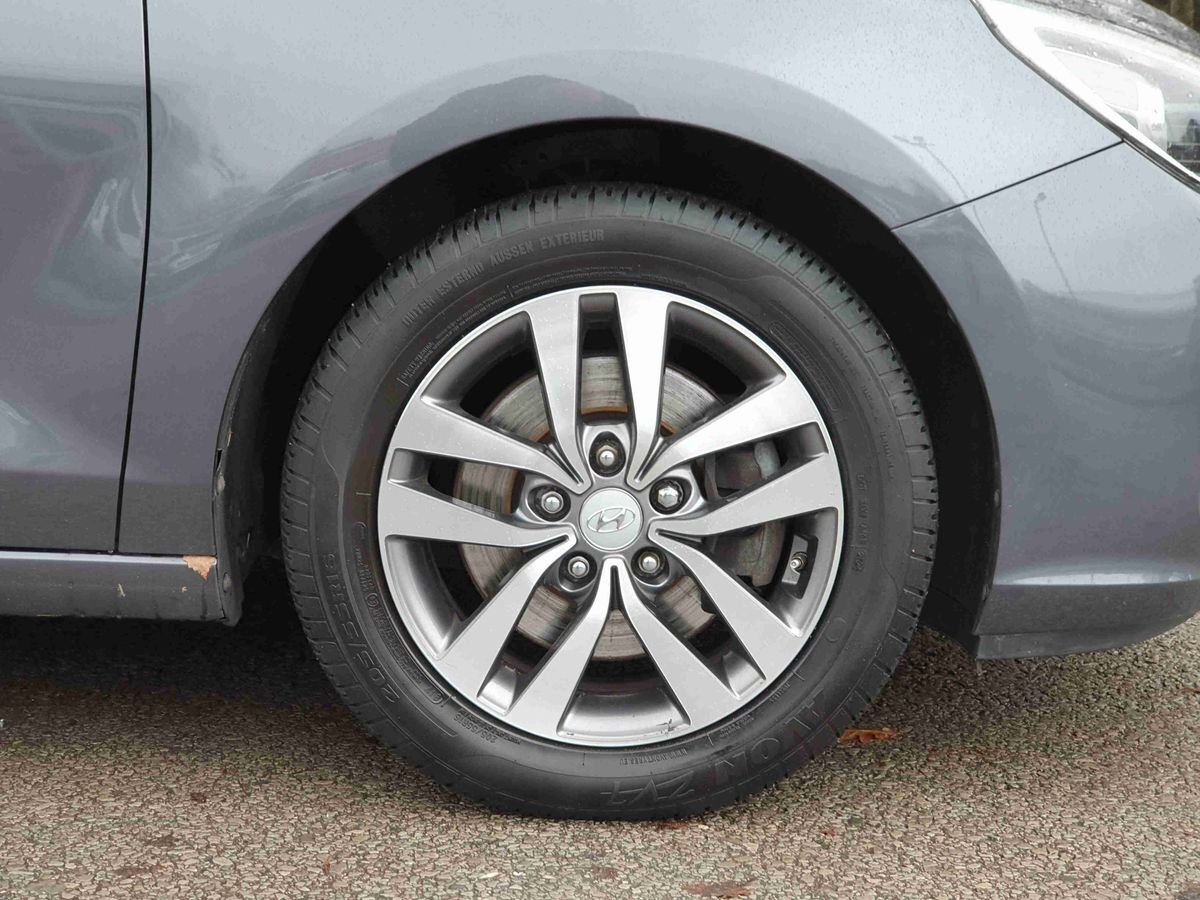 Used Hyundai i30 2018 for sale - 76971513: Photo 9