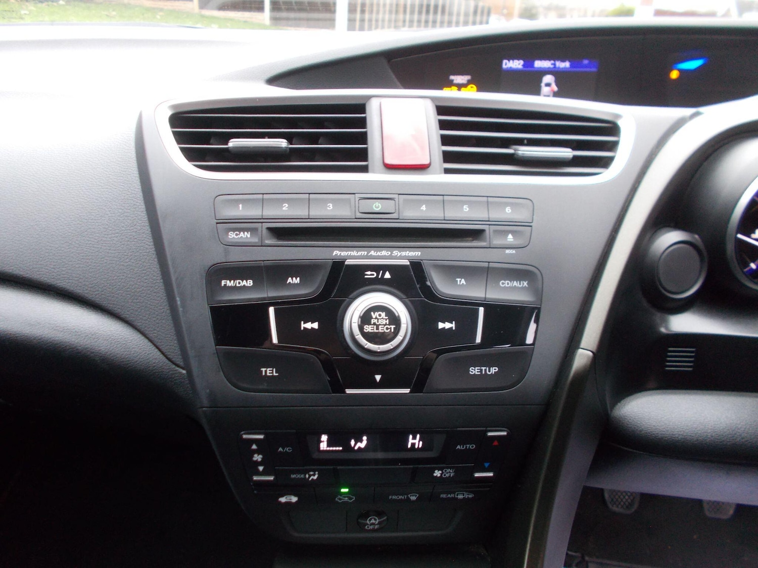 Used Honda Civic 2014 for sale - 77021146: Photo 7