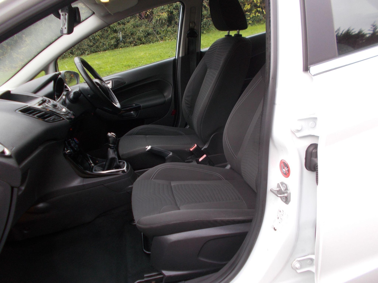 Used Ford Fiesta 2014 for sale - 76432677: Photo 26