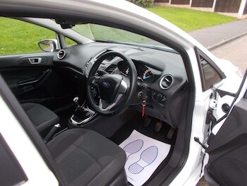 Used Ford Fiesta 2014 for sale - 76432677: Photo