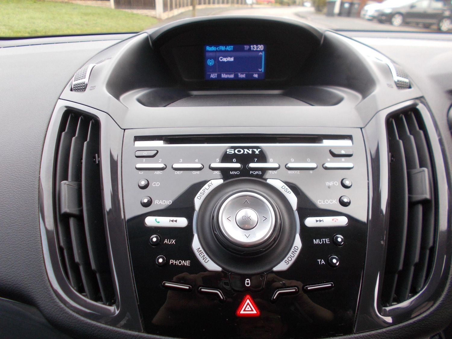 Used Ford Kuga 2015 for sale - 77190414: Photo 15