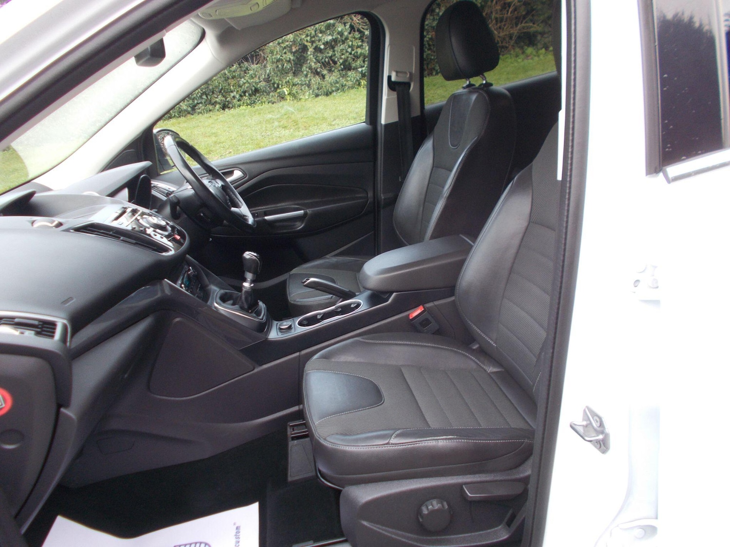 Used Ford Kuga 2015 for sale - 77190414: Photo 28