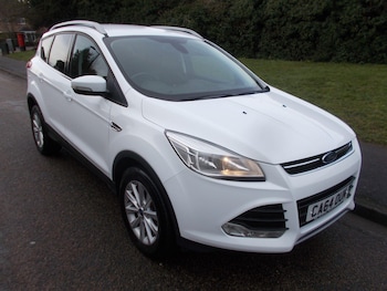 Used Ford Kuga 2015 for sale - 77190414: Photo
