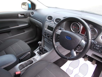 Used Ford Focus 2010 for sale - 79544135: Photo