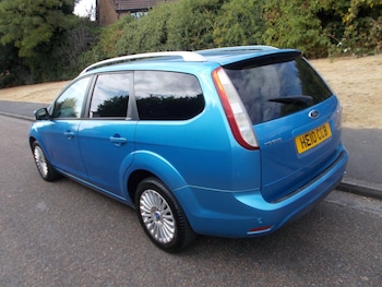 Used Ford Focus 2010 for sale - 79544135: Photo