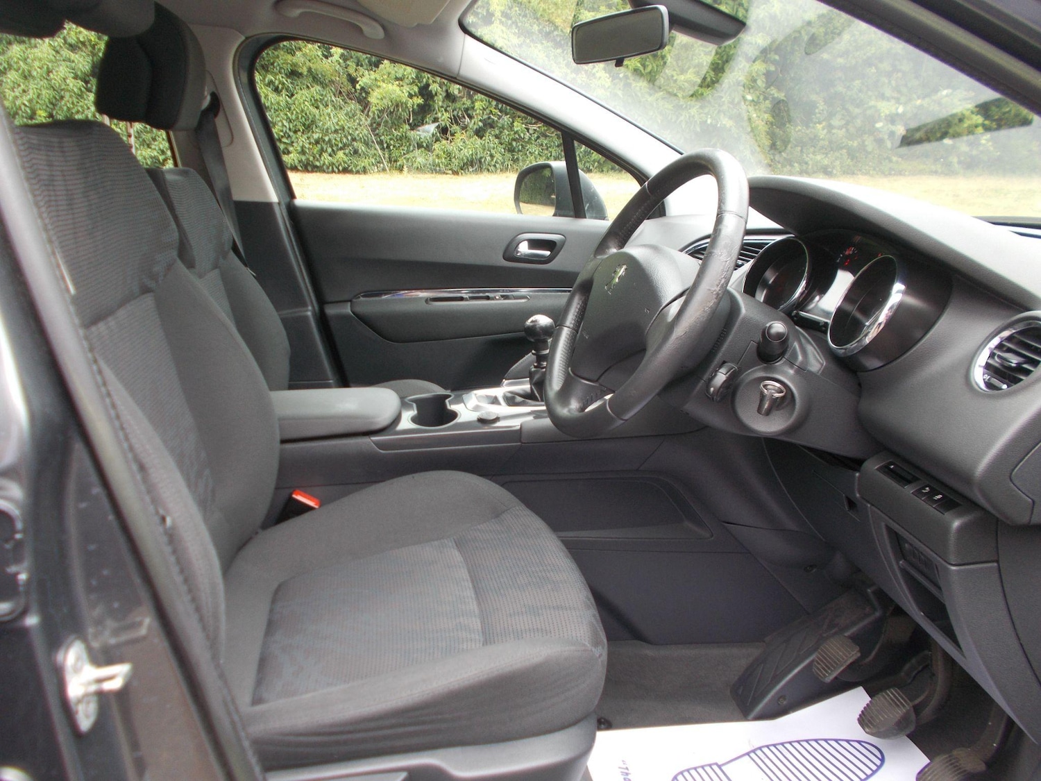 Vehicle 29