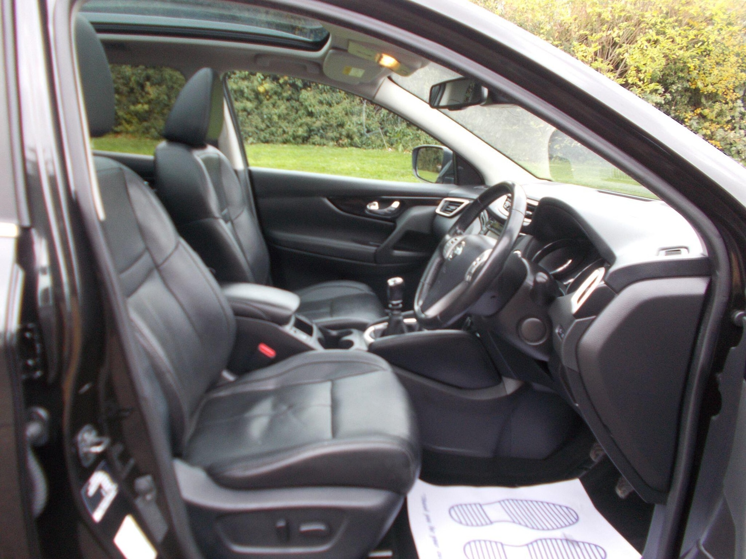 Used Nissan Qashqai 2017 for sale - 76432664: Photo 25