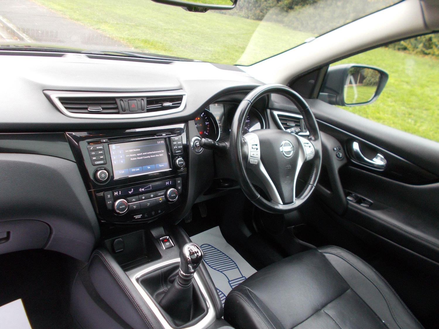 Used Nissan Qashqai 2017 for sale - 76432664: Photo 28