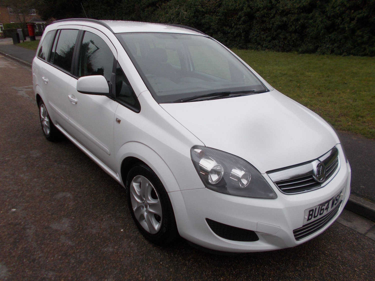 Used Vauxhall Zafira 2014 for sale - 77331230: Photo 2