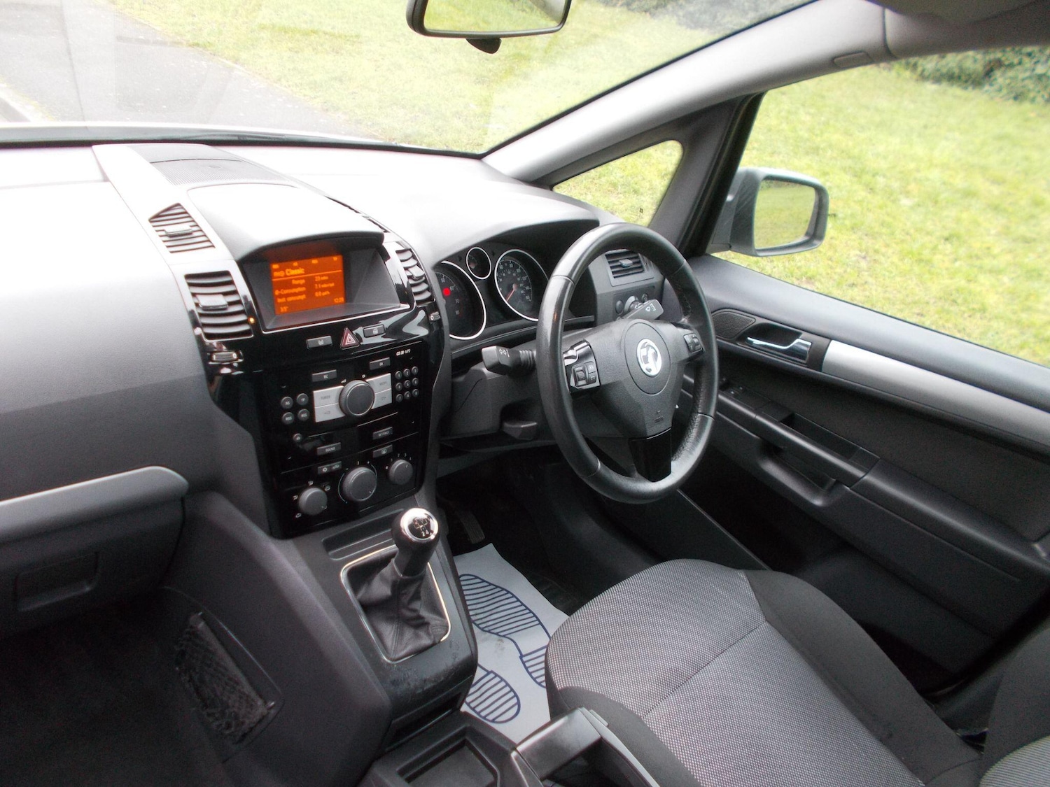 Used Vauxhall Zafira 2014 for sale - 77331230: Photo 25