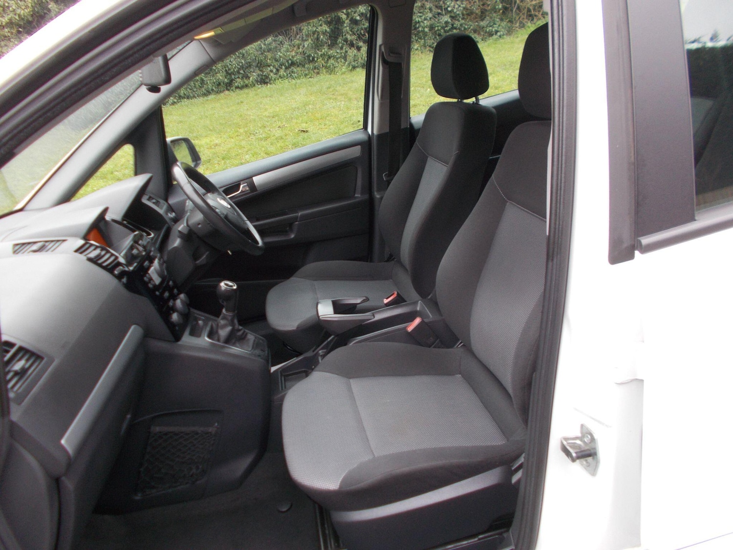 Used Vauxhall Zafira 2014 for sale - 77331230: Photo 42