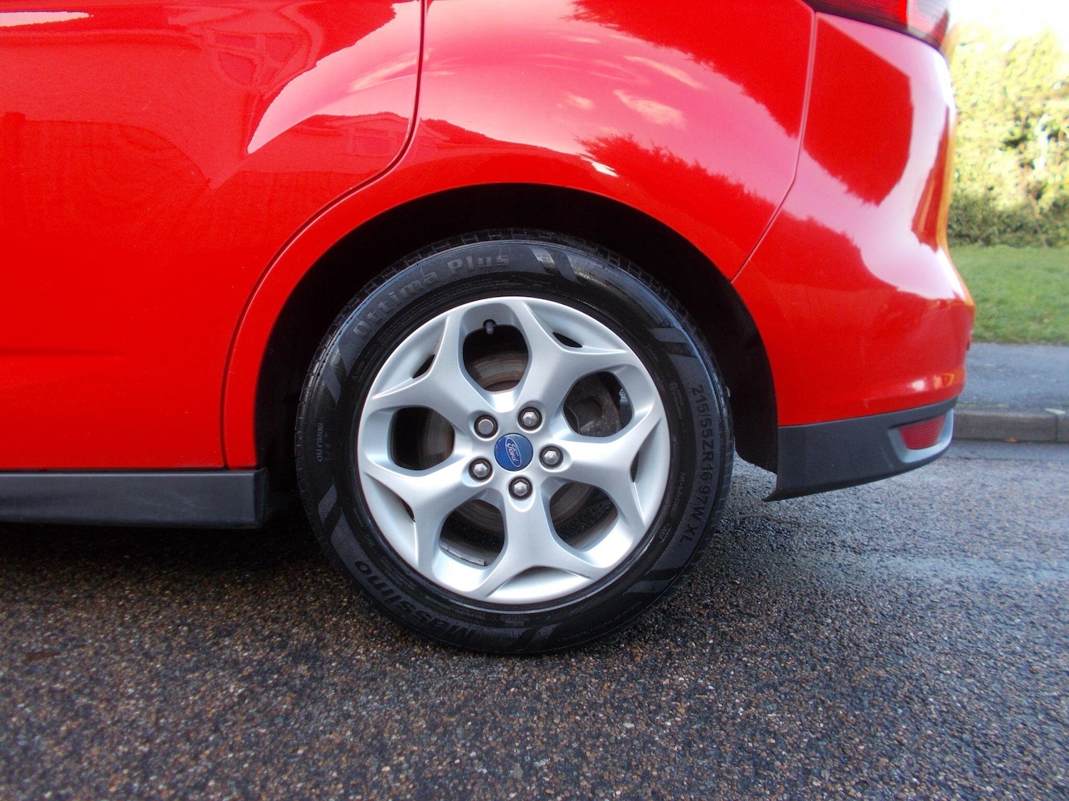 Used Ford C-Max 2015 for sale - 76849640: Photo 36