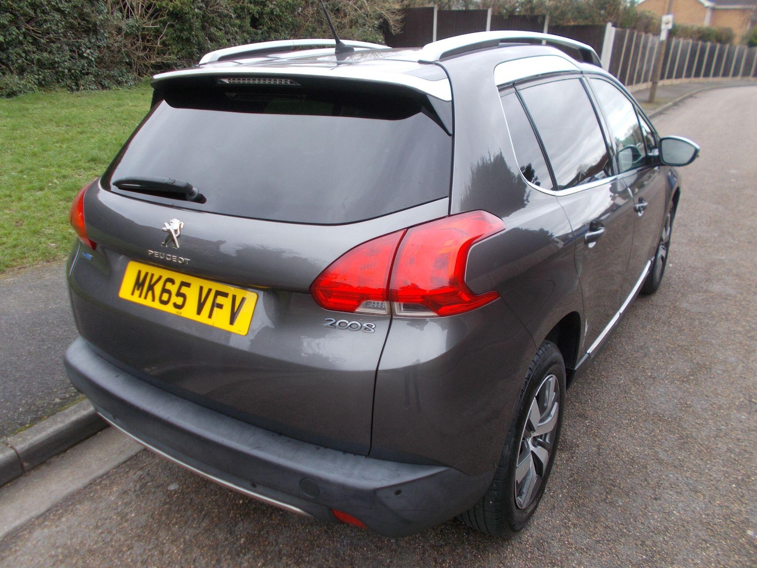 Used Peugeot 2008 2015 for sale - 77645895: Photo 6