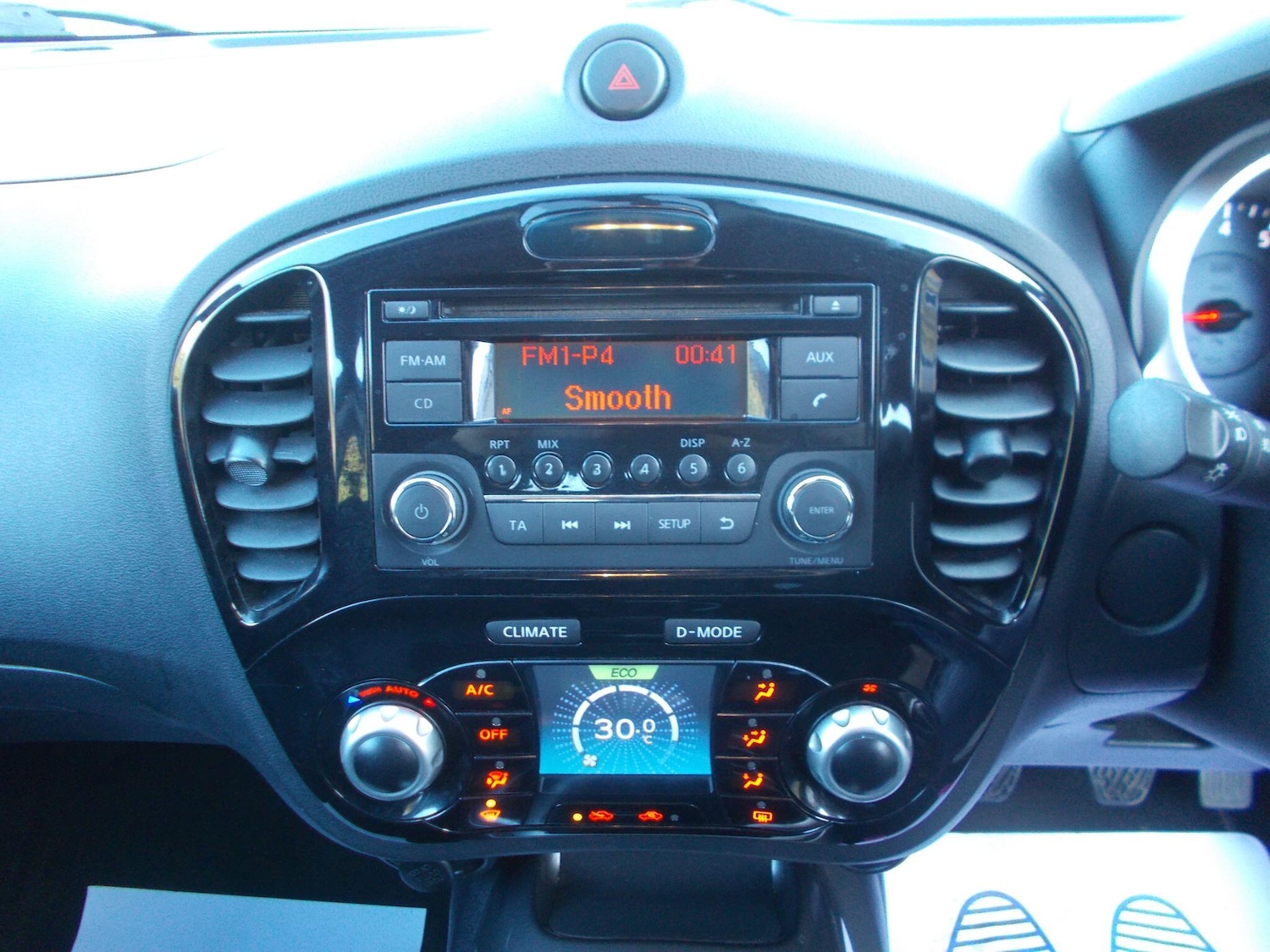 Used Nissan Juke 2014 for sale - 76728859: Photo 5