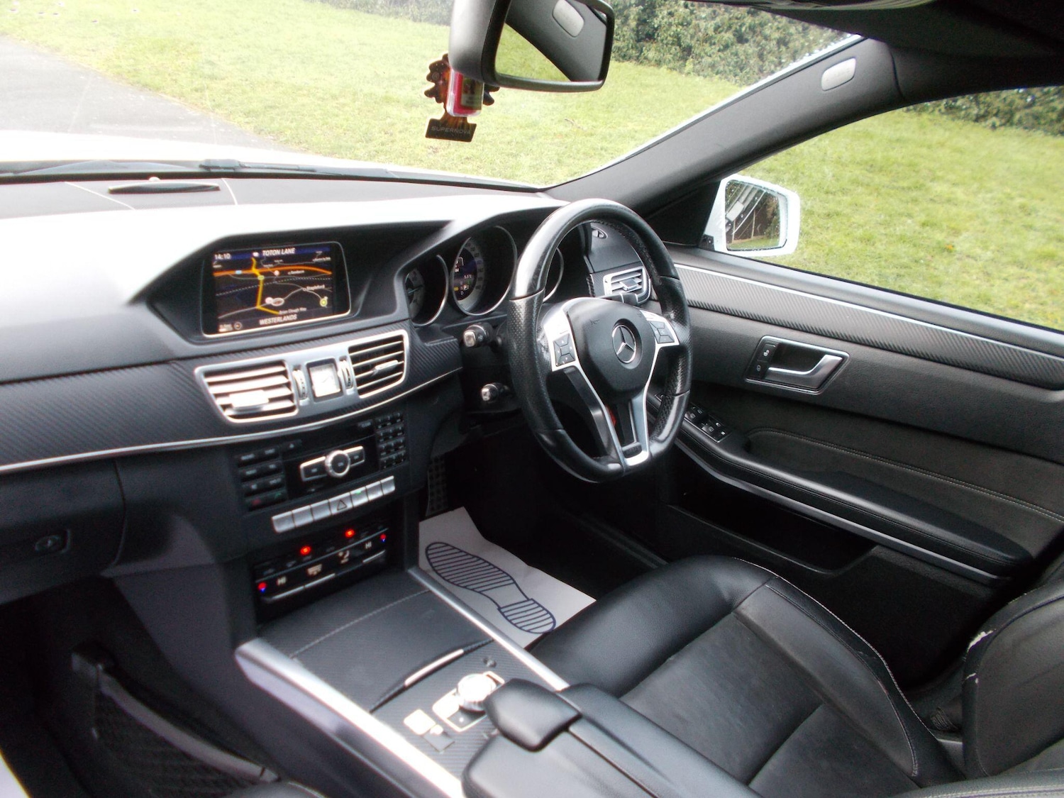 Used Mercedes-Benz E Class 2014 for sale - 77155959: Photo 12