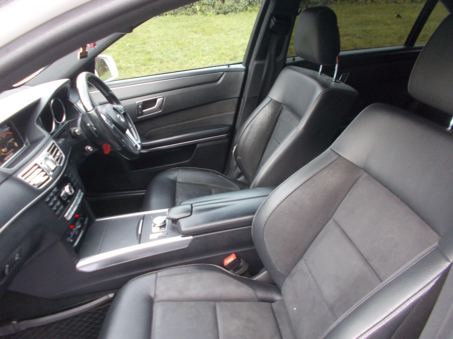 Used Mercedes-Benz E Class 2014 for sale - 77155959: Photo 18