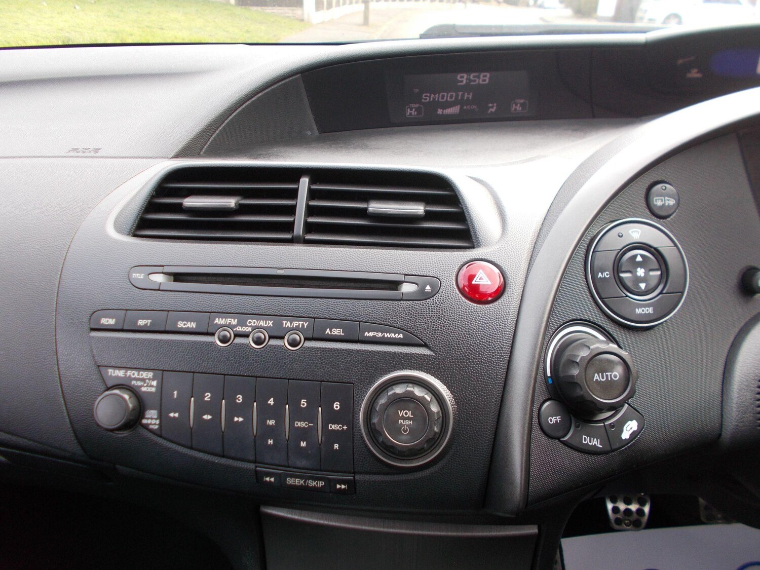 Used Honda Civic 2009 for sale - 75669747: Photo 27