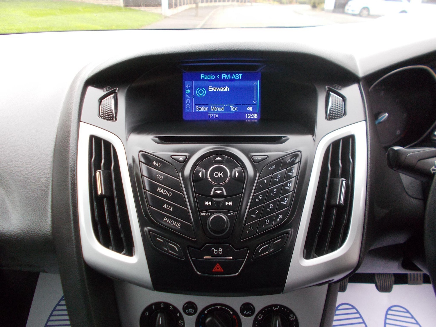 Used Ford Focus for sale - 76473656: Photo 12