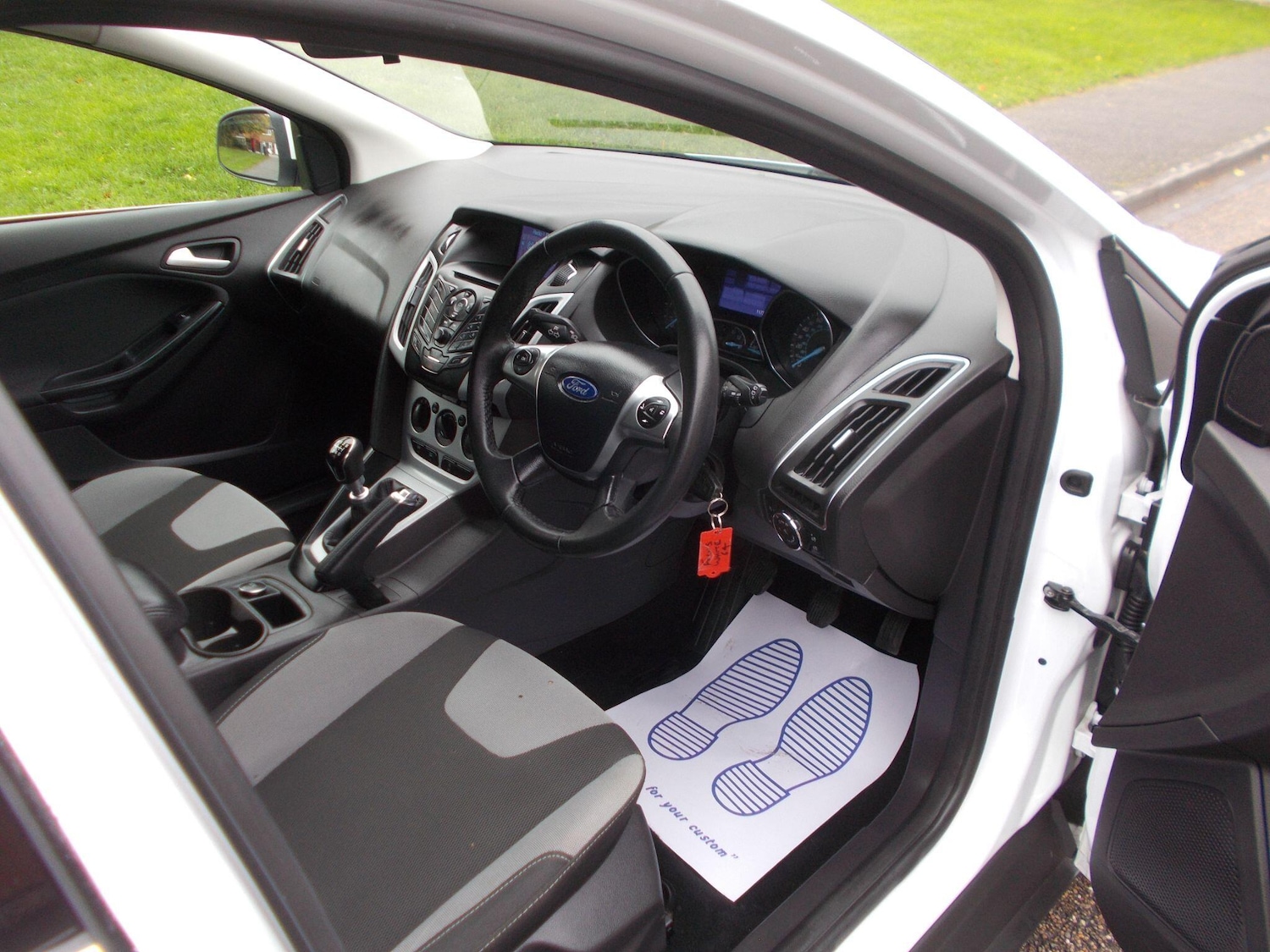 Used Ford Focus for sale - 76473656: Photo 14