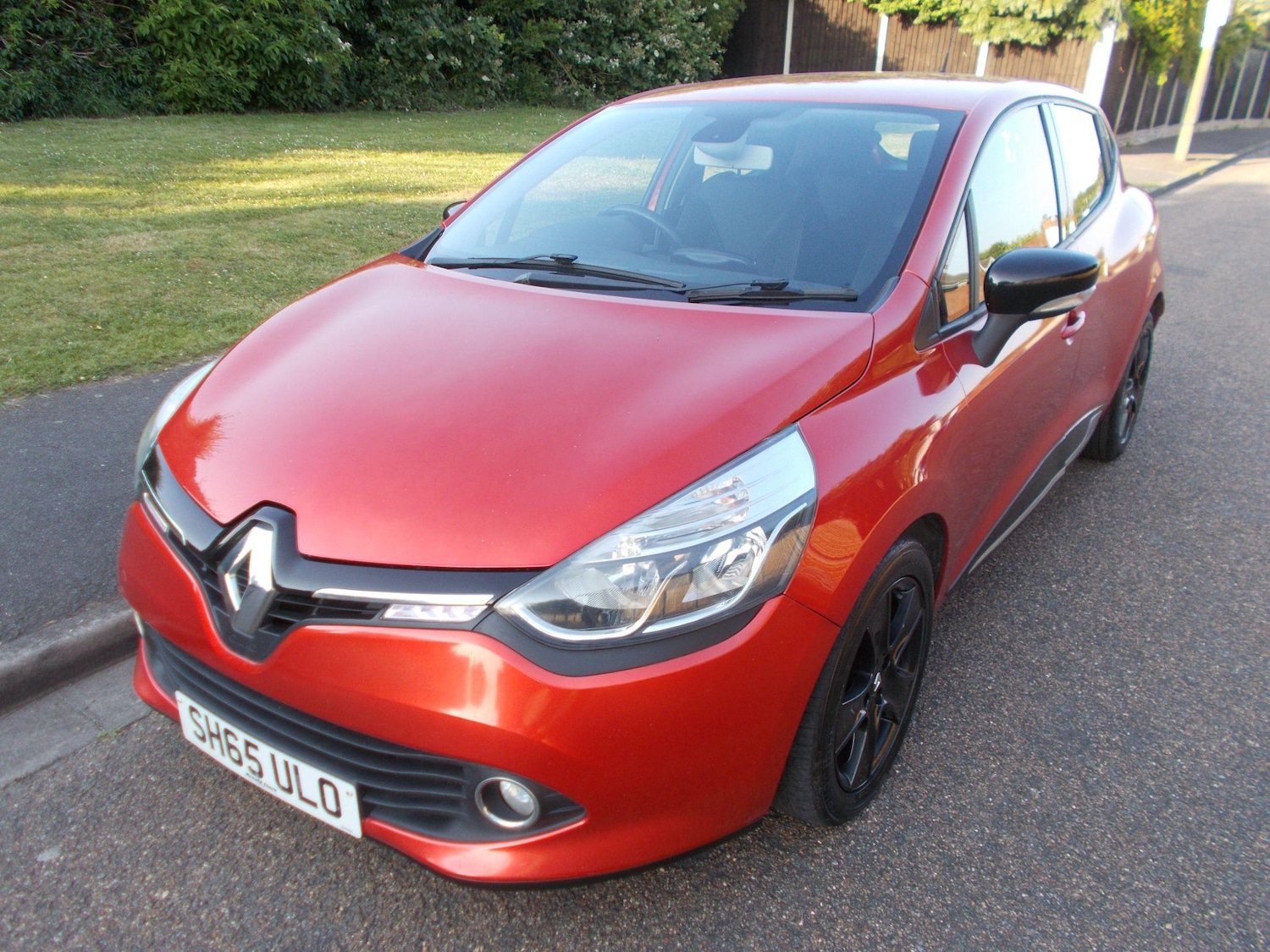 Used Renault Clio 2015 for sale - 76573150: Photo 10
