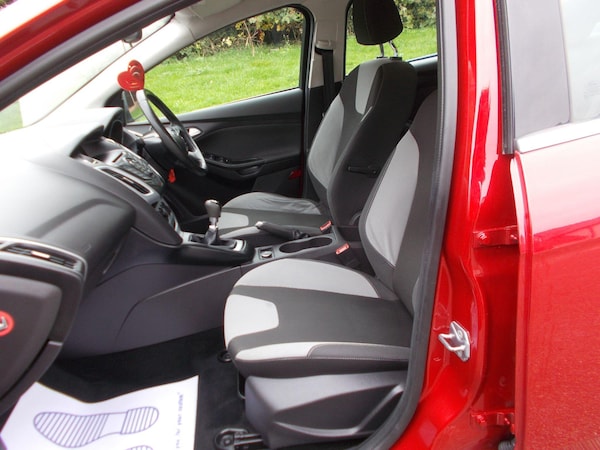 Used Ford Focus 2013 for sale - 76307482: Photo 12