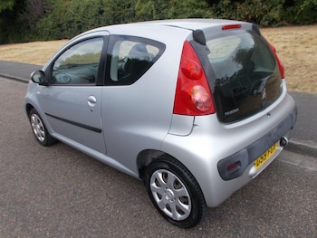Used Peugeot 107 2009 for sale - 79201597: Photo