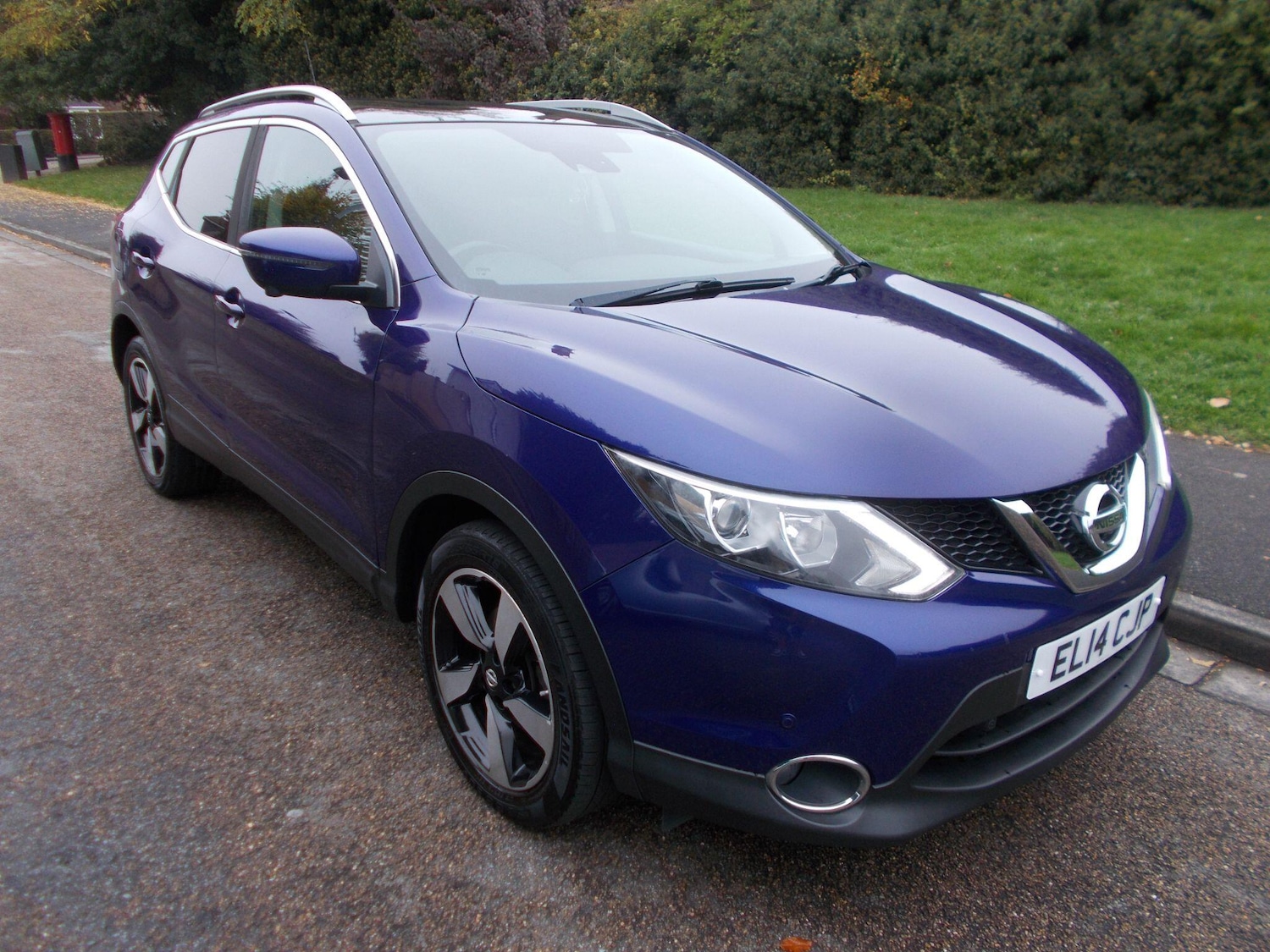 Used Nissan Qashqai 2015 for sale - 76424111: Photo 2