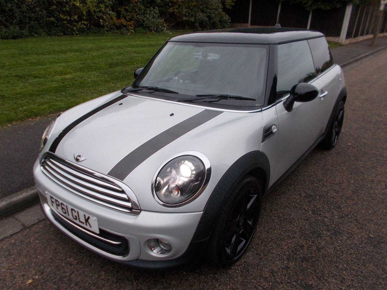Used MINI Hatch 2011 for sale - 76423188: Photo 1