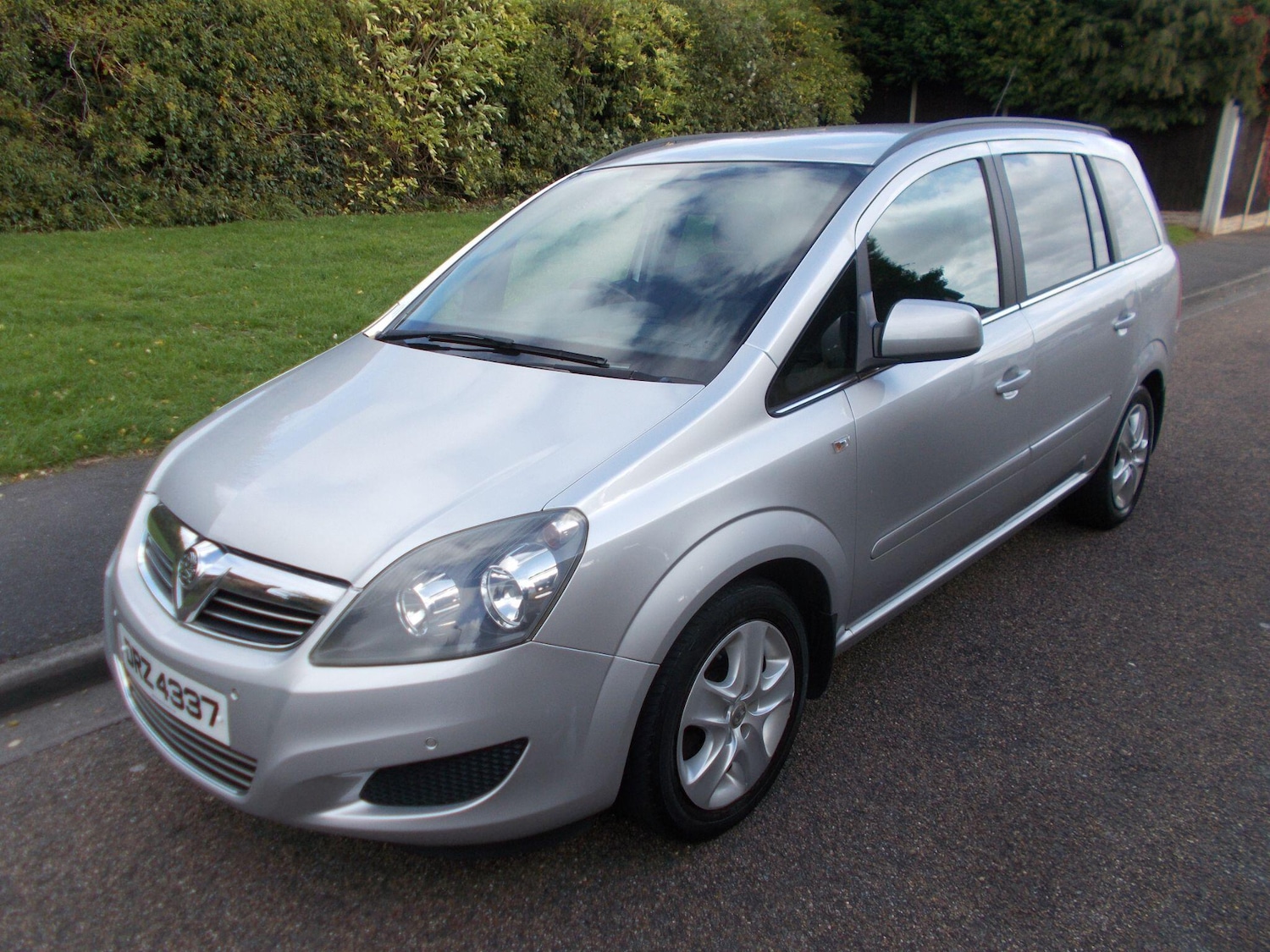 Used Vauxhall Zafira 2011 for sale - 76175351: Photo 10