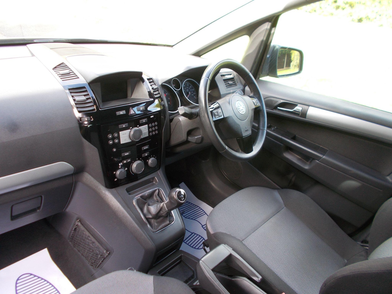 Used Vauxhall Zafira 2011 for sale - 76175351: Photo 27