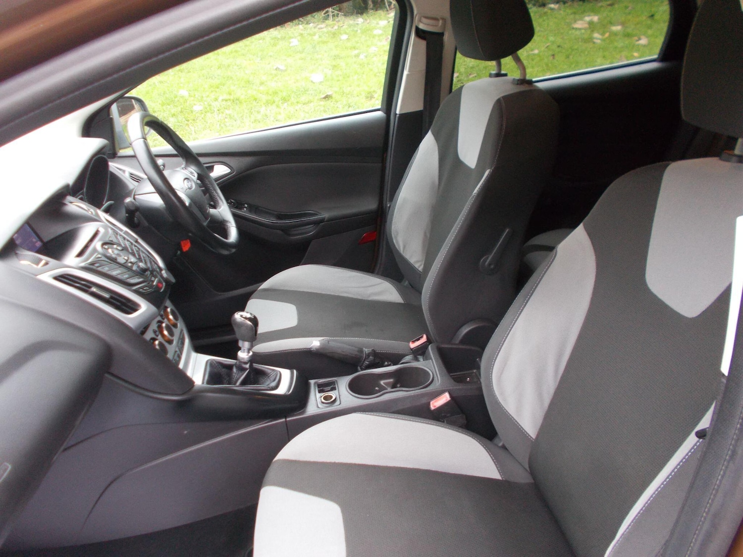 Used Ford Focus 2013 for sale - 77066438: Photo 5