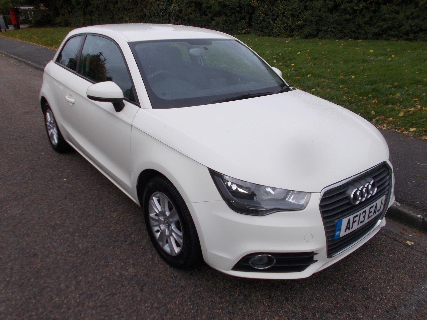 Used Audi A1 2013 for sale - 76377464: Photo 2