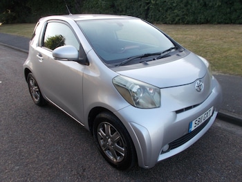 Used Toyota IQ 2011 for sale - 78999731: Photo