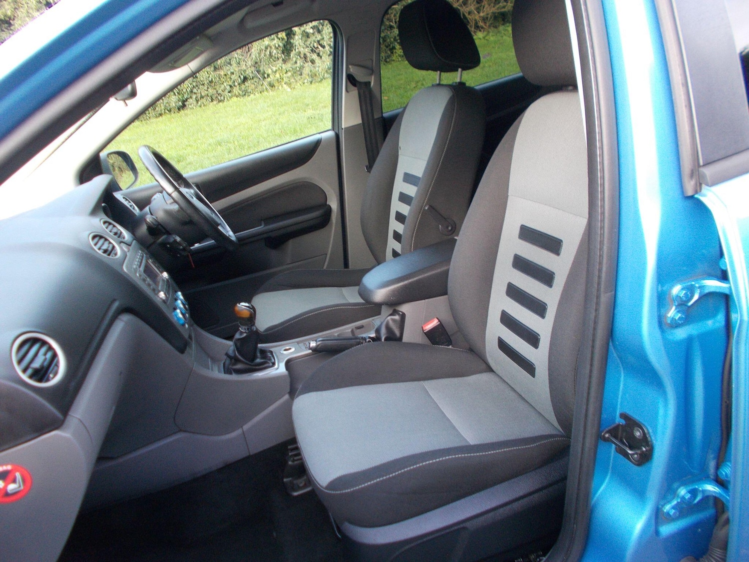 Used Ford Focus 2011 for sale - 76634259: Photo 7