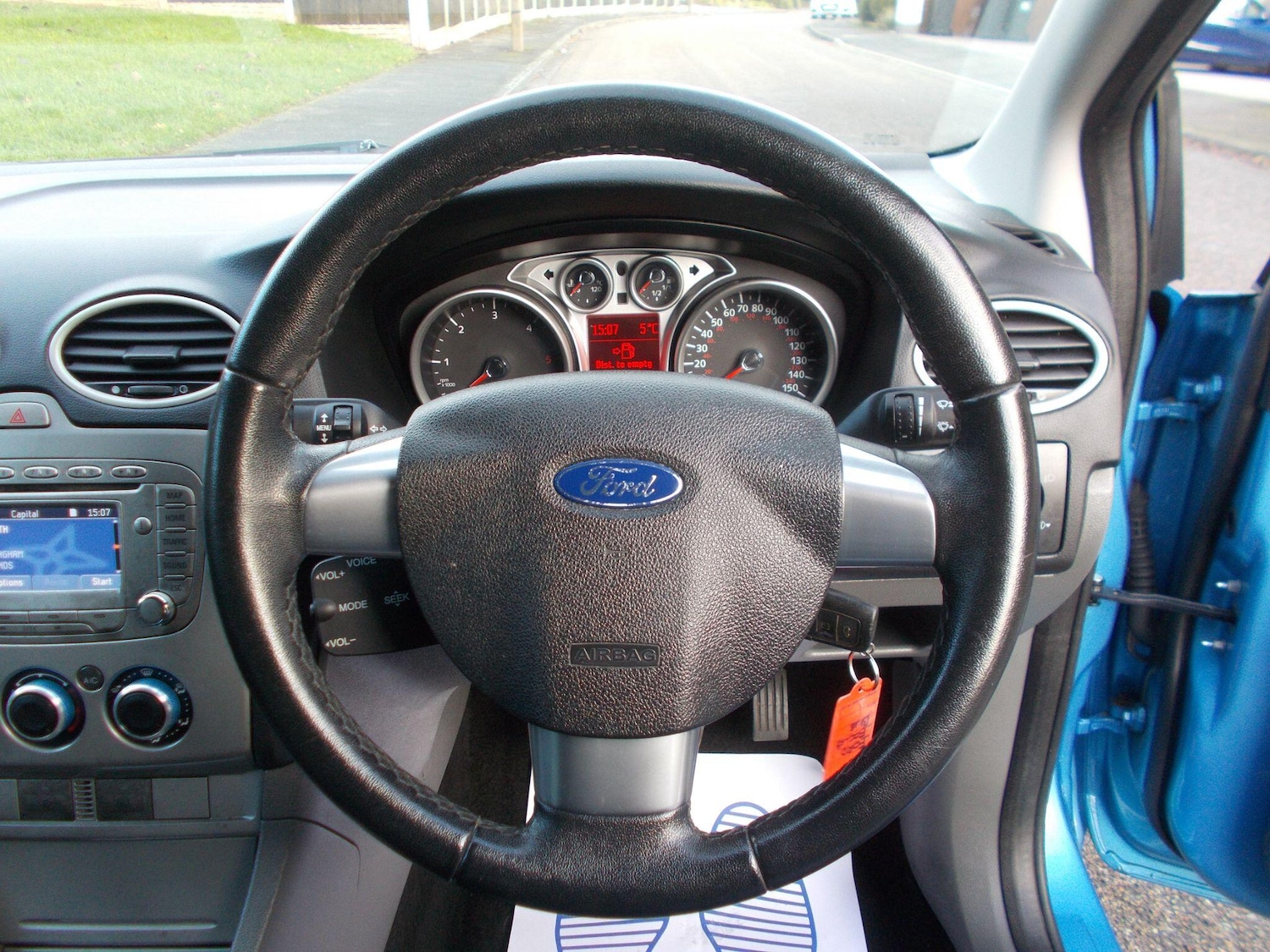 Used Ford Focus 2011 for sale - 76634259: Photo 8