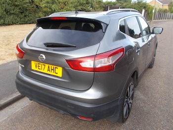 Used Nissan Qashqai 2017 for sale - 79373211: Photo