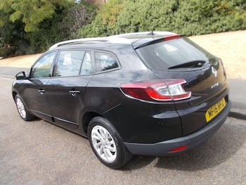 Used Renault Megane 2015 for sale - 79484533: Photo