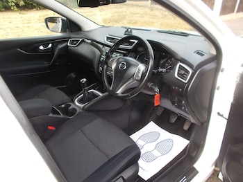 Used Nissan Qashqai 2015 for sale - 79401543: Photo