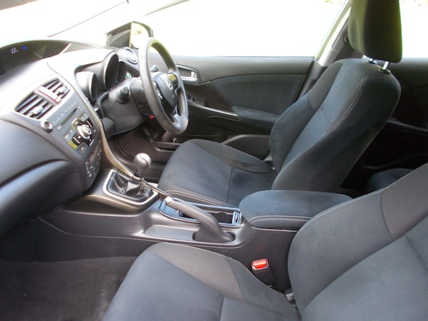 Used Honda Civic 2014 for sale - 76166526: Photo 16