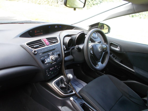 Used Honda Civic 2014 for sale - 76166526: Photo 20