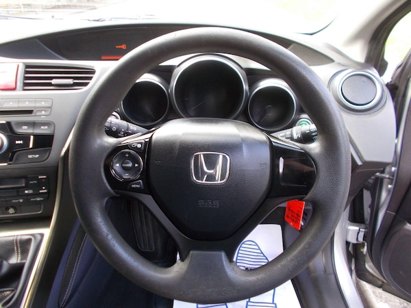 Used Honda Civic 2014 for sale - 76166526: Photo 8