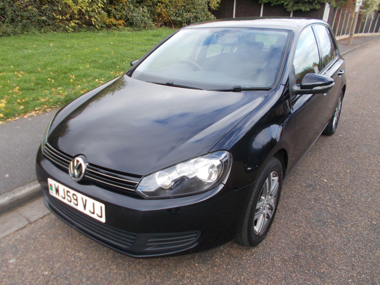 Used Volkswagen Golf 2010 for sale - 76408371: Photo 1