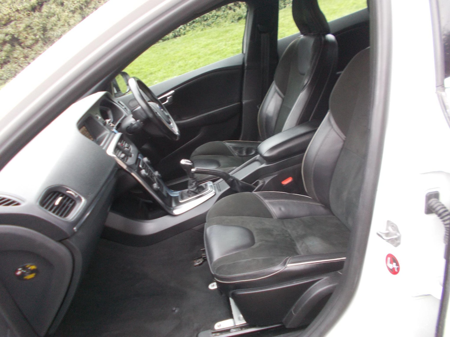 Used Volvo V40 for sale - 77854146: Photo 28