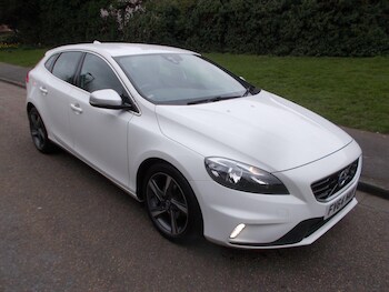 Used Volvo V40 2014 for sale - 77854146: Photo